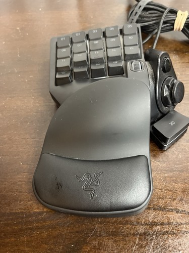 Razer TarTarus V2 Gaming Keypad RZ07-02270100 32 Programmable Keys - Bild 2 von 6