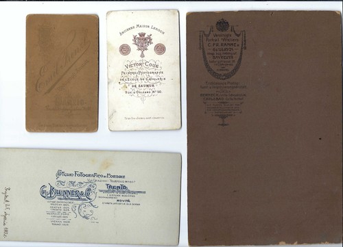 JUDAICA 22 PHOTOS from JEWISH FAMILY ARCHIVES VARIOUS COUNTRIES EARLY 1900s - Picture 2 of 12