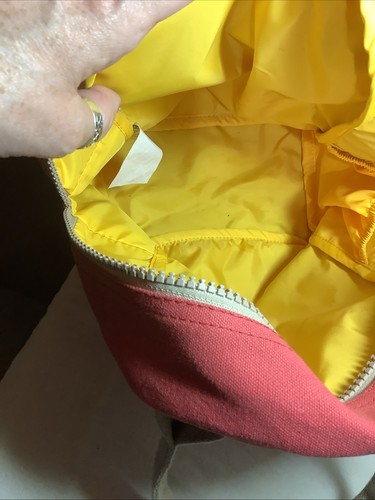 Fluf~ Borsa Porta Pranzo “Poppy” Arancione-Rosso con Manici 11”H X 8”W X 5”D Usato in Ottime Condizioni - Foto 13 di 17