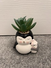 New look Penguin Faux Plant Ornament Bnwot