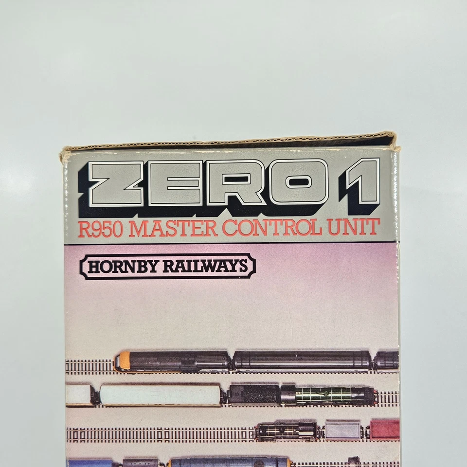 Hornby Railways Model Number R950 Zero 1 Master Control Unit OO Gauge Boxed. - Image 4 of 4