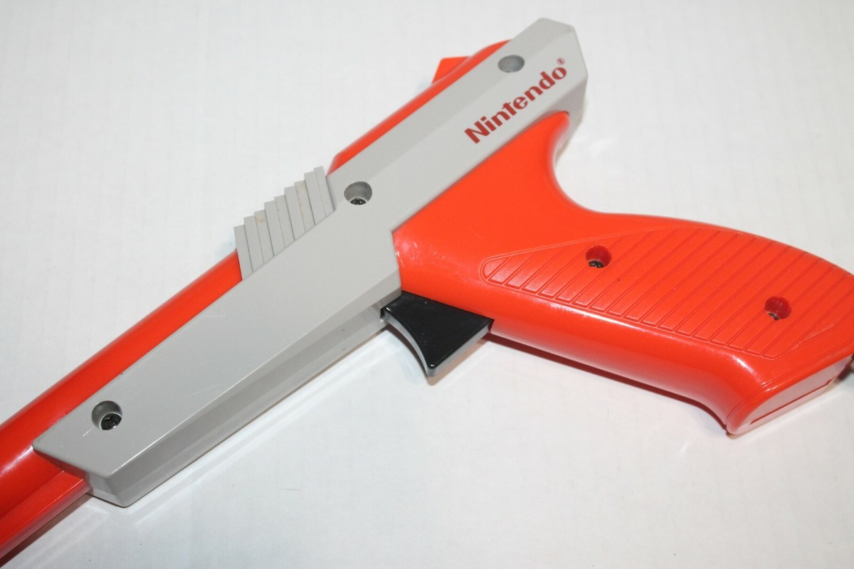 Vintage 1985 Nintendo Gray Zapper w/Box NES Gray Complete