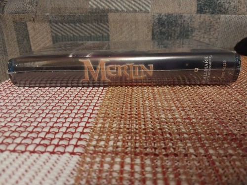 Merlin (VHS, 1998, Clamshell) NEW, Sealed - Picture 4 of 5