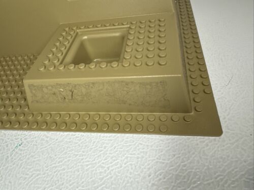 LEGO Dark Tan Raised Baseplate 32x48x6 with Level Front 7327 7627 - Picture 7 of 13