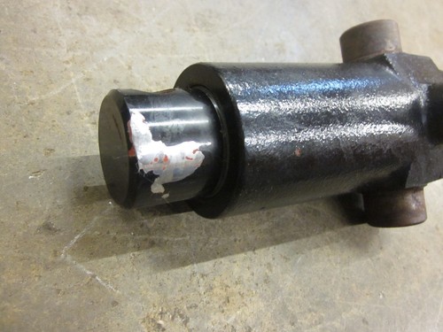Kubota ZD326 Zero Turn Mower Deck Lift Hydraulic Cylinder K3181-36510 - Picture 3 of 4
