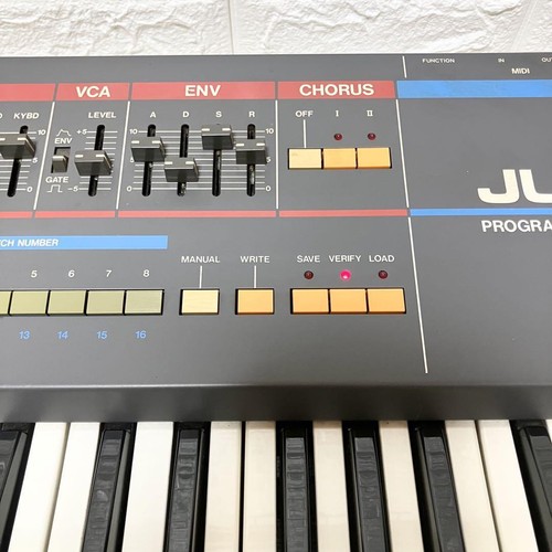 Roland JUNO-106 61-Keys 6 Voice Programmable Synthesizer Polyphonic - Picture 4 of 16
