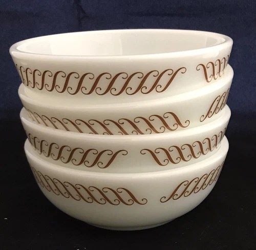 Set Of 4 Pyrex Tableware by Corning Regency S Scroll Berry or Cereal Bowl~4 7/8"