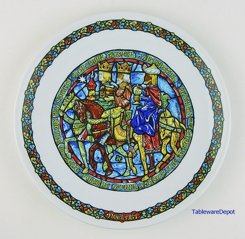 8.5" Plate, Noel Vitrail Christmas, MINT! D'Arceau Limoges, Guided By The Star - Picture 1 of 3