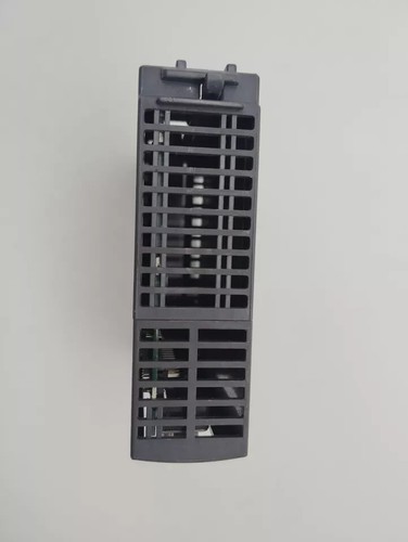 Mitsubishi Electric QX81 PLC Q Series Input module 24 V DC 32 inputs - Picture 2 of 5