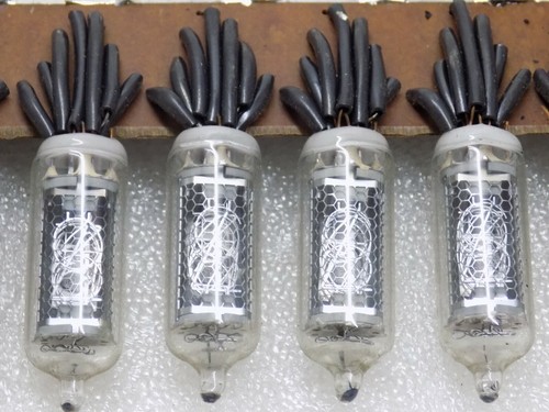 12x Z5900M RFT Z590M Indicator Nixie  Tube - Tested - Picture 6 of 6