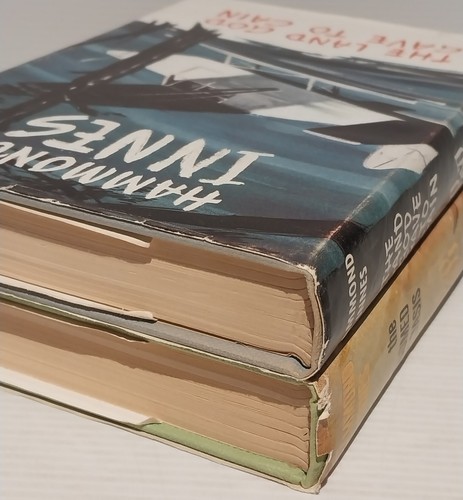 2x Vintage Hammond Innes Books. the Doomed Oasis '62 & The Land God Gave To Cain - Picture 4 of 12