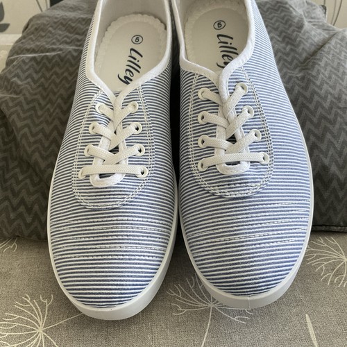 Ladies Canvas Pumps 5 - Picture 6 of 8