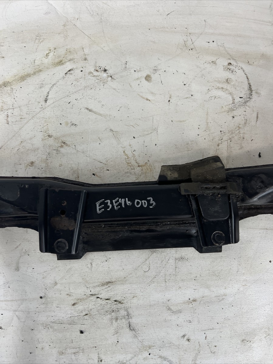 BMW E46 323 325 330 Front Subframe Engine Cradle Crossmember