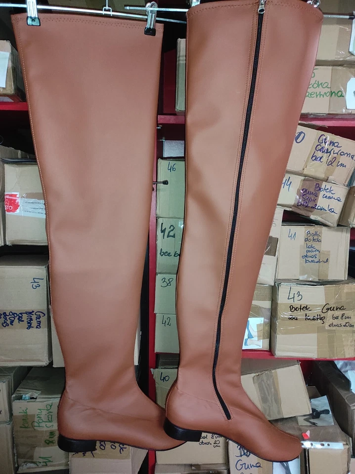 Plano Entrepierna Artificial Muchos Colores, Talla 40-48 Rv , Nuevo Largo 77 CM - Imagen 2 de 4