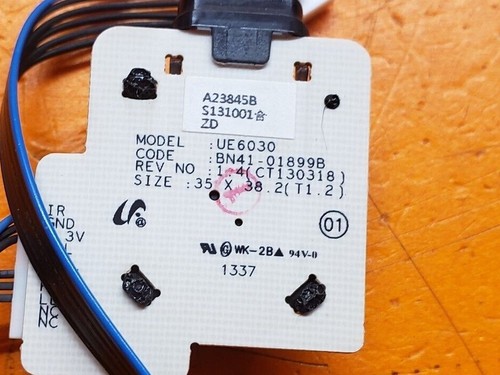 ⭐️⭐️⭐️⭐️⭐️ TV P-Jog Switch / IR Sensor Board BN96-23845B w Cable - Picture 2 of 2