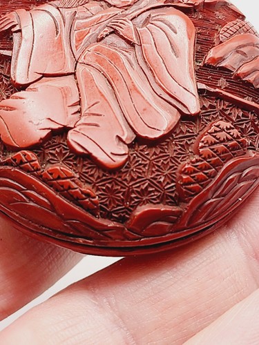 VERY Old EARLY Antique CHINESE carved CINNABAR lacquer BOX - IMPORTANT - Picture 10 of 20
