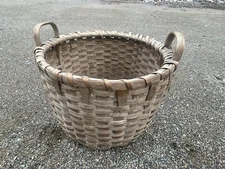 LARGE MAINE ANTIQUE PRIMITIVE WOVEN GATHERING BASKET NATIVE AMERICAN POTATO