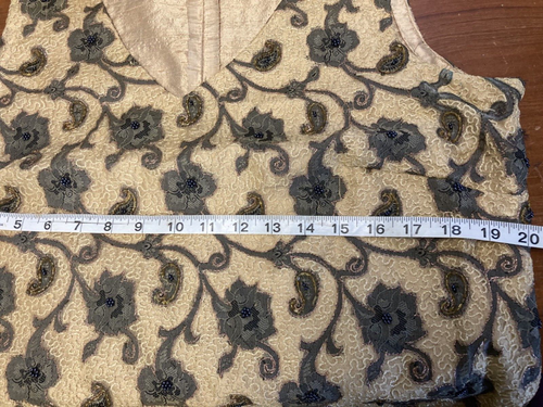 Sleeveless Semi-Formal Top, Handmade - Picture 6 of 7