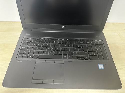 HP Laptop Windows 11 ZBOOK 15 G3 i7 6820HQ 8GB 256GB NVIDIA Quadro M2000M DENT - Picture 7 of 19