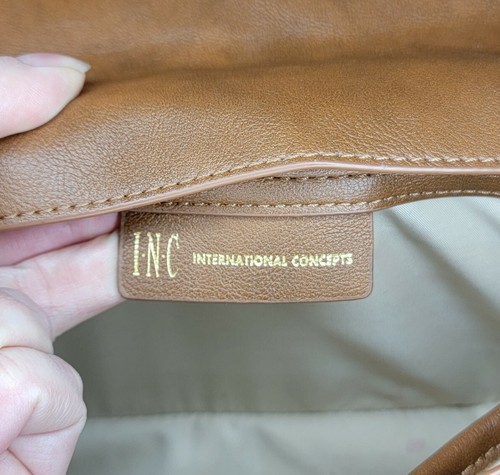 International Concepts Adjustable Chain Strap Multi-pocket Shoulder Bag - Picture 9 of 11