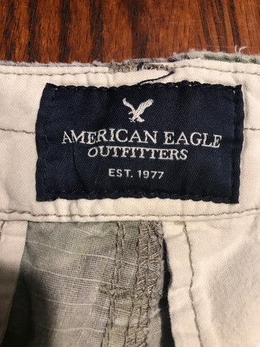 American Eagle Outfitters Longboard Camo Cargo Shorts Sz 26 (J2) - Picture 6 of 10