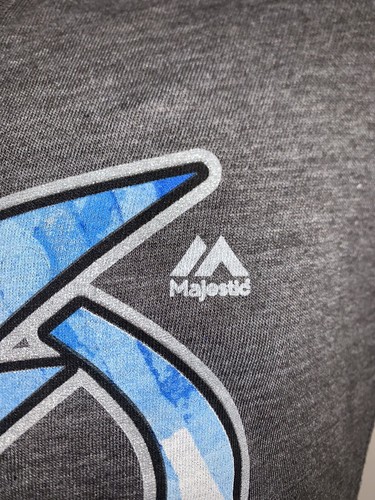 Women's Majestic Tampa Bay Lightning Heather Gray Tested V-Neck Tri Blend Tee L - Picture 3 of 5
