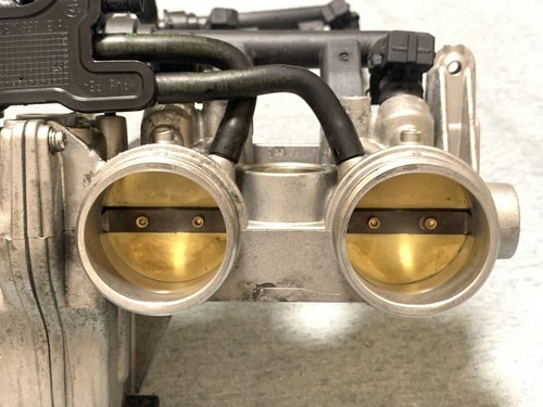 Genuine BMW S1000RR Throttle Body 13548545069 - Picture 8 of 10
