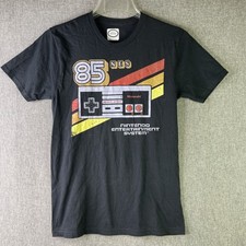 Nintendo NES Entertainment System Controller 1985 T Shirt Adult Size Small SS16