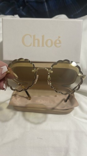 Chloe Scalloped Rosie Sunglasses Worn Twice - Picture 3 of 9
