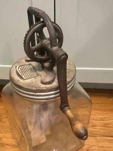 Antique Dazey #60 Glass Butter Churn Wooden Paddle Pat. Feb.1922 Made in USA - Picture 5 of 15
