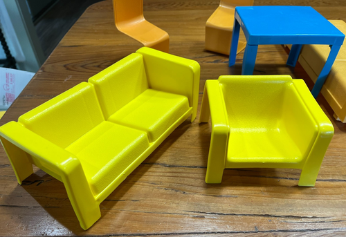 Vintage 70er Mattel Barbie Stadthaus Mod Möbel Lot orange Stühle Tisch Sofa Bett - Bild 2 von 11