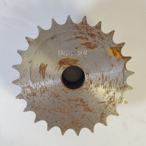 24 Tooth Type B Hub Sprocket ~15mm Bore, ~54mm Base, ~5mm Teeth, Part # F3624 - Picture 2 of 13