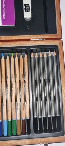 Derwent Academy 35 piece Wooden Pencil Set Box - Picture 10 of 18