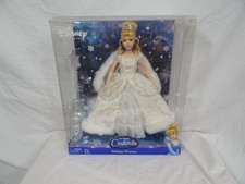 Disney 2005 Cinderella Holiday Princess 12" Mattel G7982 NEW in OP