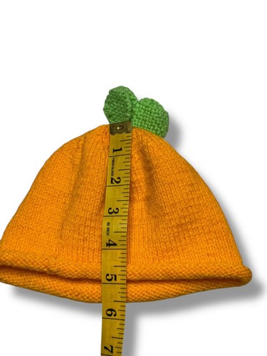 Handgefertigte orangefarbene Strickmütze im Kürbis-Stil Baby Kleinkind Beanie grüner Stiel Oberteil - Bild 5 von 5