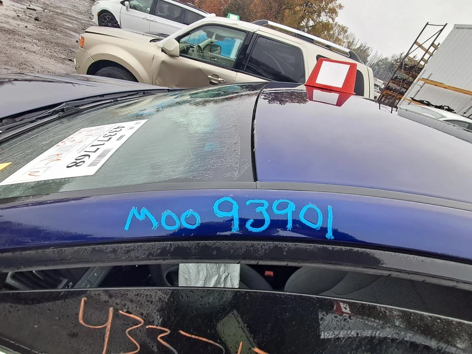 Used Right Tail Light Assembly fits: 2012 Hyundai Sonata VIN C 8th digit quarter - Image 3 of 4