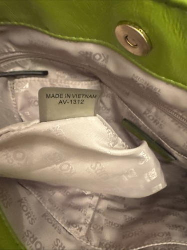 Michael Kors Lime Green Patent Leather Tote Bag With MK Gold Tag 15” VGUC Read* - Picture 8 of 9