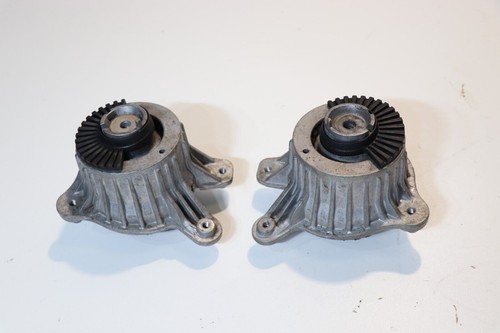 MERCEDES C CLASS W205 2.0 PETROL HYBRID 274.920 ENGINE MOUNT PAIR A2052400200 - Picture 2 of 4