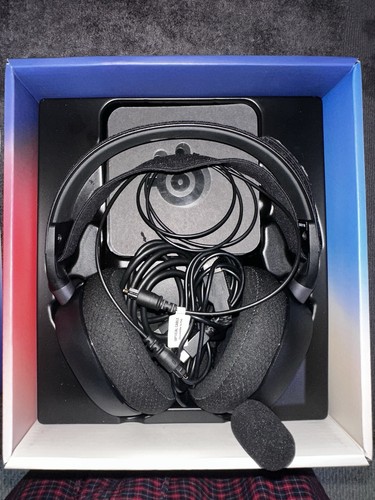 SteelSeries Arctis Pro Wireless Gaming Headset for PS5, PS4 and PC - Black - Picture 2 of 15