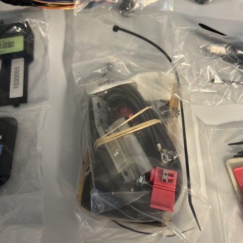 01-05 KIA SEDONA OEM GENUINE KEYLESS ENTRY REMOTE START KIT  UV040AY130 New - Picture 4 of 8