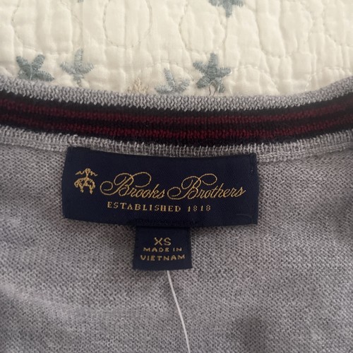 Brooks Brothers Herren Gr. Extra Small V-Ausschnitt Marino Wolle Pullover Neu - Bild 2 von 7