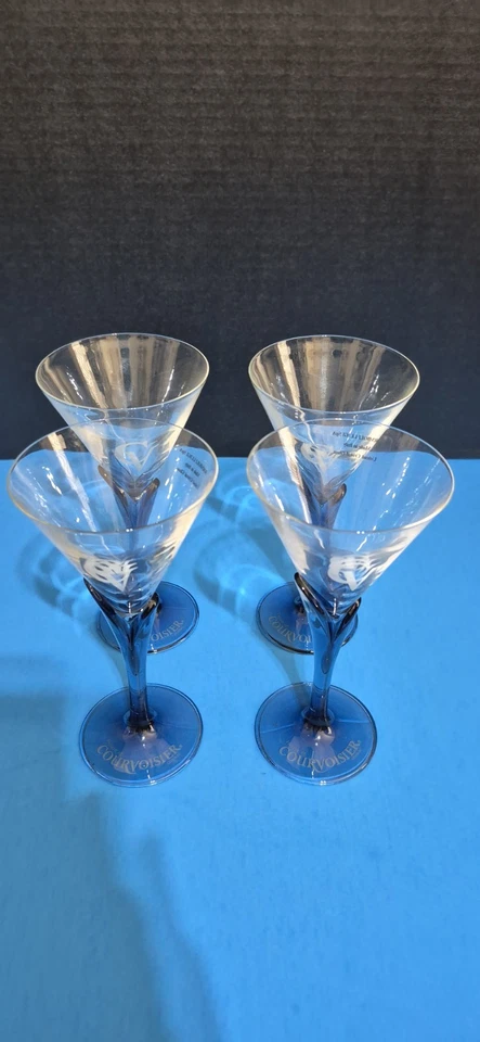 Juego de 4 vasos de martini de coñac House Of Courvoisier de 7" de alto con tallos de tulipán azul Foto 4 de 4