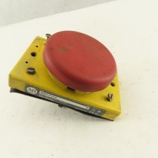Allen Bradley 800P-F1CA 600V Type 4, 13 Palm Button No Contacts