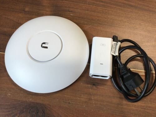 Ubiquiti UniFi AP PRO - Weiß WLAN Access Point PoE