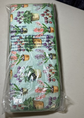 Smart Home Essentials for Living 7 Pc Kitchen Towel Gift Set Spring Green Floral - Picture 6 of 12