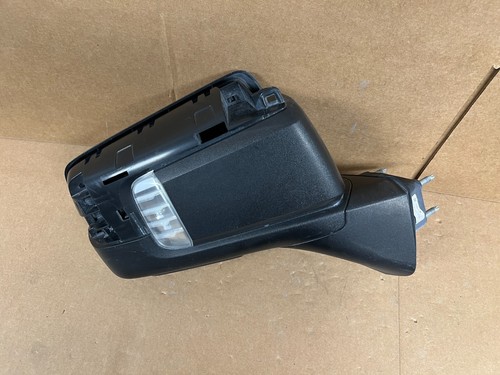 OEM 2019-2023 SILVERADO SIERRA 1500 DOOR / SIDEVIEW MIRROR WITH CAMERA RIGHT RH - Picture 3 of 8