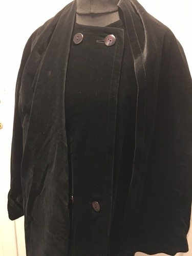 Stunning Vintage Louis Feraud Velvet Evening Coat. Size 12. - Picture 11 of 12