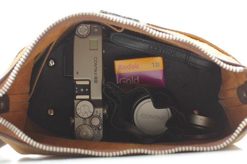 Contax G2【TOP MINT w/Rare Bag】35mm Film Camera 45mm Lens From JAPAN #10580 - Picture 2 of 23
