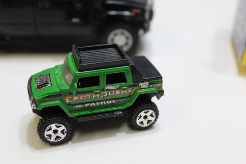 MotorMax 2-Speed Monster Vehicle Maisto Hummer Hot Wheels Toy car Lot - Picture 9 of 10