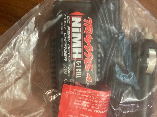 TRAXXAS 2975 DC charger - Picture 1 of 2